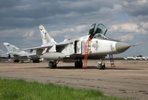 Su-24MR_59y_Lutsk_2016_(Golz)
